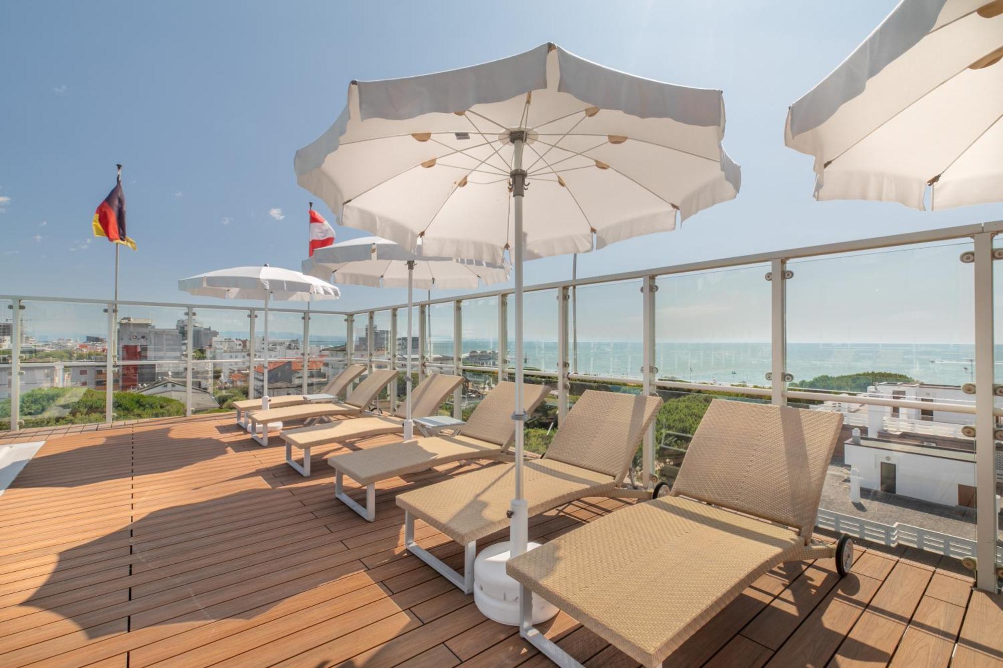 Hotel Villa Doimo Lignano Sabbiadoro Exterior foto