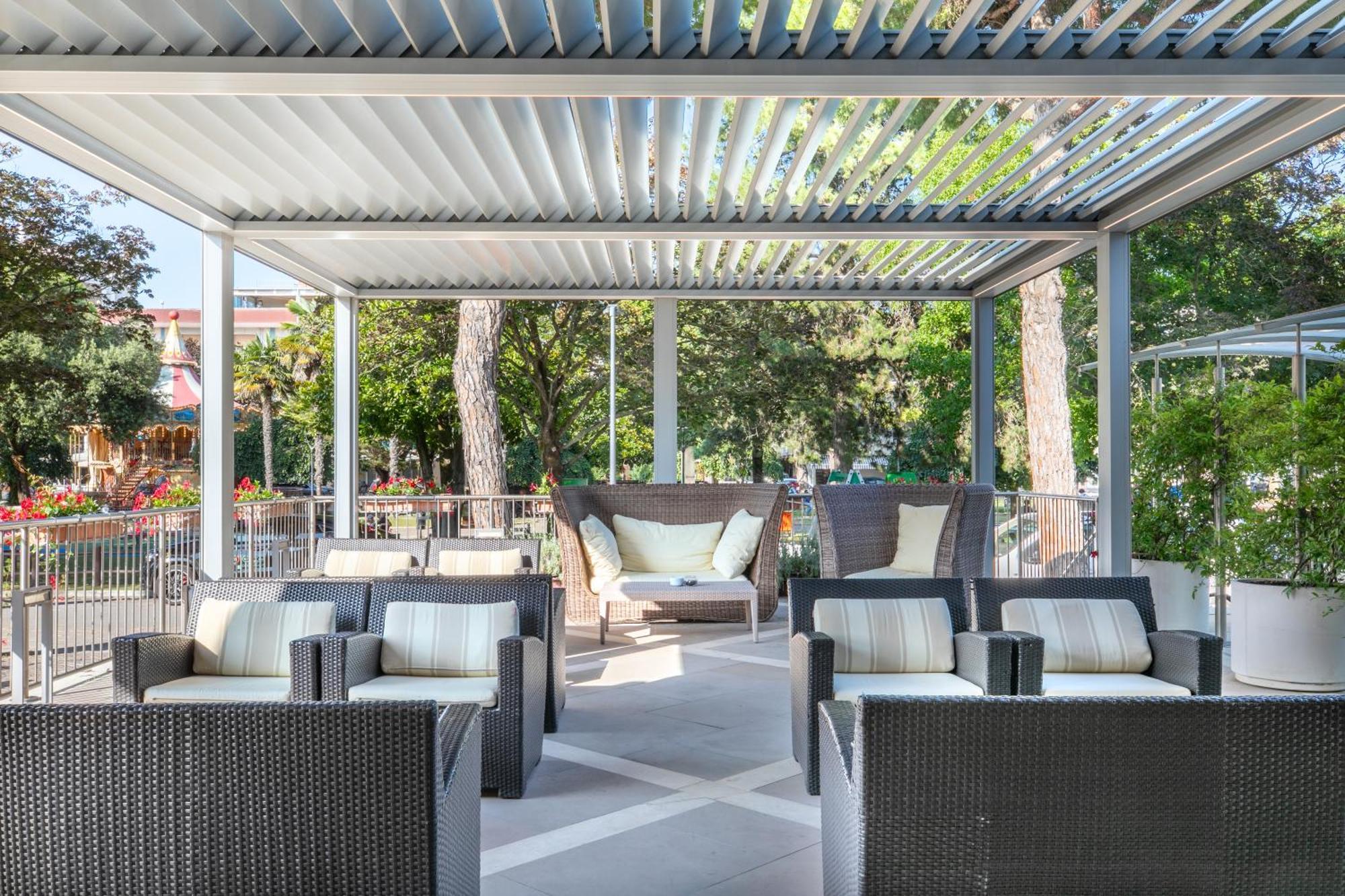 Hotel Villa Doimo Lignano Sabbiadoro Exterior foto